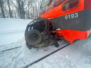 Три человека погибли в столкновении Chevrolet Niva с поездом «Москва — Мичуринск»