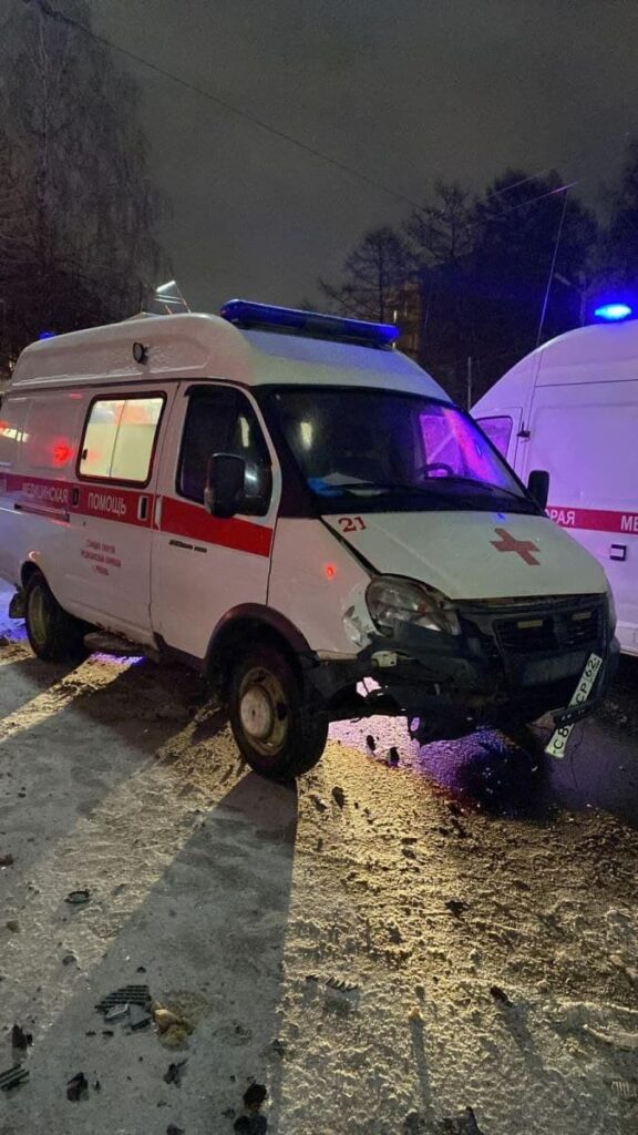В ДТП со скорой в Рязани пострадали 2 человека В ДТП со скорой в Рязани пострадали 2 человека В результате ДТП с машиной скорой помощи пострадали 2 человека, сообщила пресс-служба регионального УГИБДД.