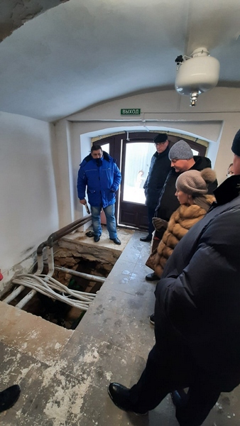Активисты ОНФ требуют устранить недостатки реконструкции корпуса Торговых рядов в Касимове