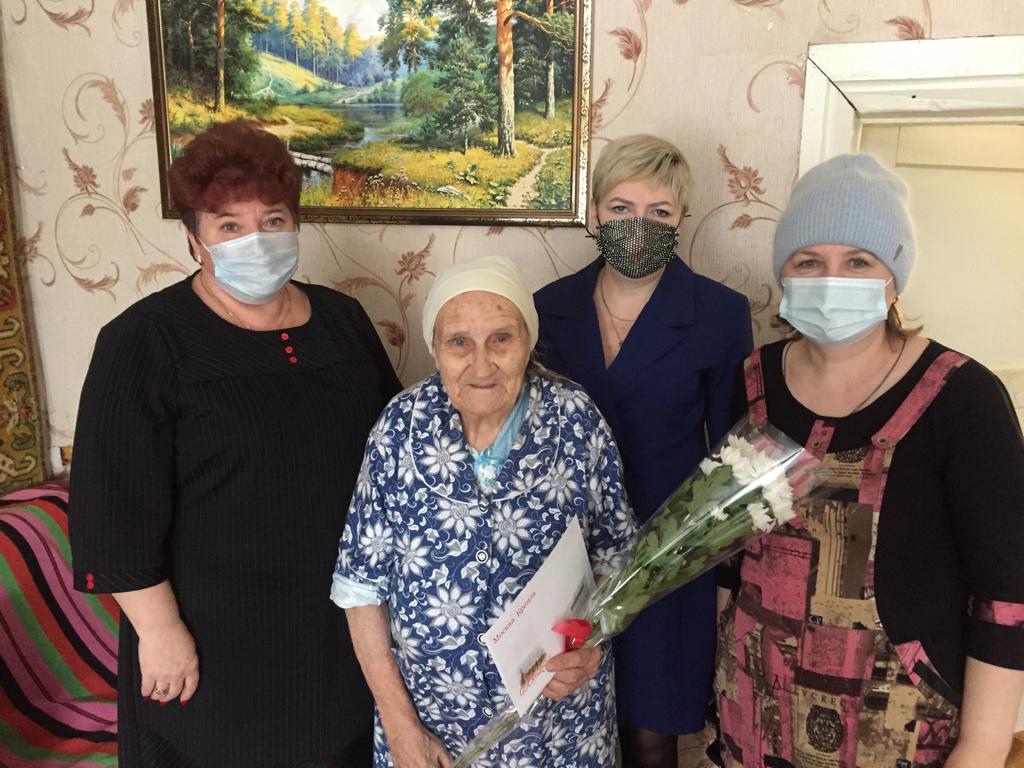 В феврале отметили юбилеи четверо долгожителей из Касимова В феврале отметили юбилеи четверо долгожителей из Касимова С юбилейными датами долгожителей традиционно поздравили представители администрации Касимова