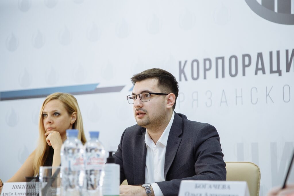 Корпорация развития Рязанской области проведет обучение инвестиционных уполномоченных муниципальных образований региона Корпорация развития Рязанской области проведет обучение инвестиционных уполномоченных муниципальных образований региона 21 марта зампред Правительства Рязанской области Артем Никитин провел ВКС-совещание с главами администраций и инвестиционными уполномоченными