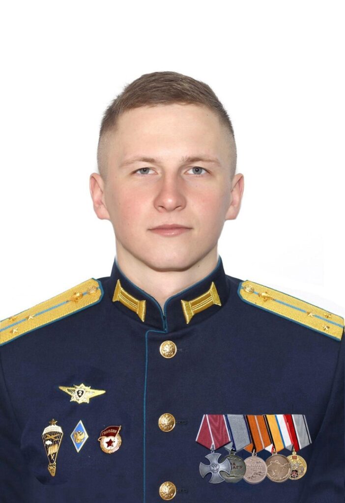 https://7info.ru/wp-content/uploads/2022/03/volkov-702x1024.jpg