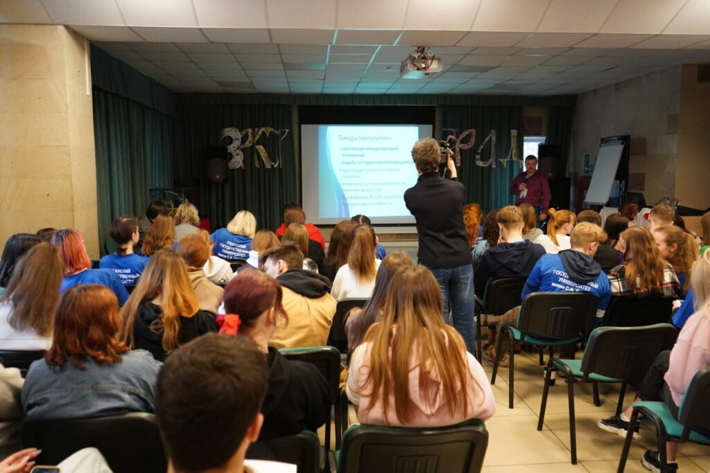 К студентам «Вектора.РГУ» приехала команда проекта «Интерактивная карта школьных музеев Рязанской области, посвящённых истории Великой Отечественной войны»