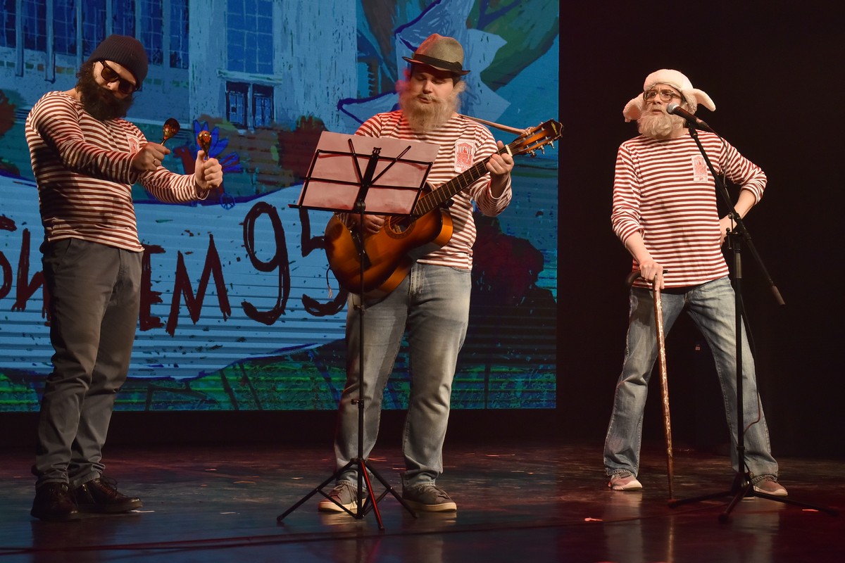 Рязанский театр кукол отметил 95-летие