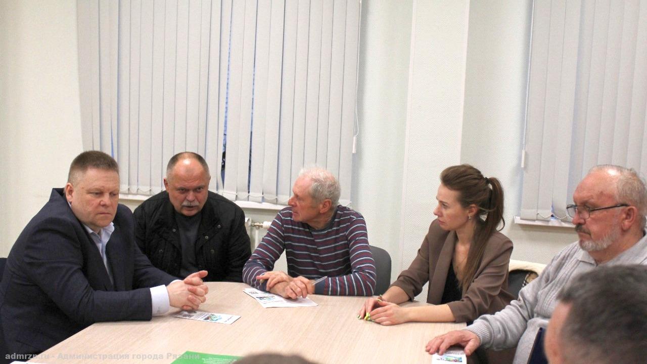 Открытие памятного знака воинам-связистам запланировано в Рязани на начало мая Открытие памятного знака воинам-связистам запланировано в Рязани на начало мая Открытие знака пройдёт в торжественной обстановке.