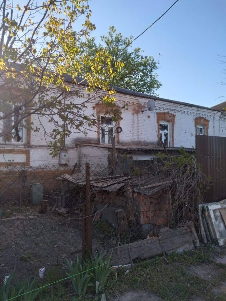 Губернатор показал фотографии посёлка Тёткино, обстрелянного с украинской стороны