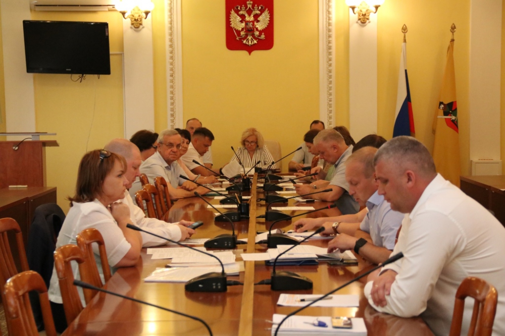Депутаты Рязанской гордумы обсудили итоги деятельности муниципальных предприятий Депутаты Рязанской гордумы обсудили итоги деятельности муниципальных предприятий В обсуждении приняли участие глава муниципального образования, председатель Рязанской городской Думы Татьяна Панфилова