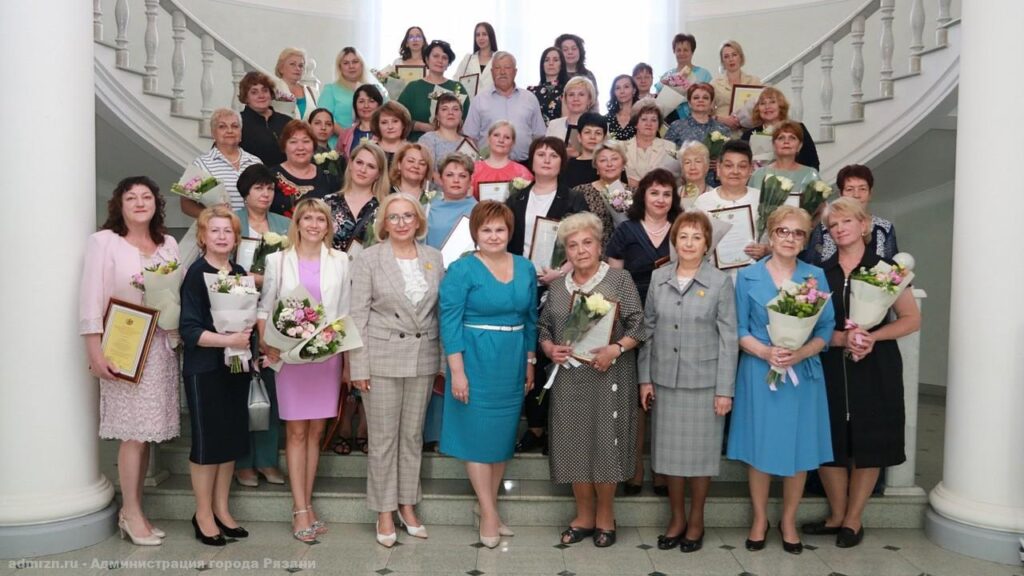 В Рязани медицинских работников поздравили с профессиональным праздником