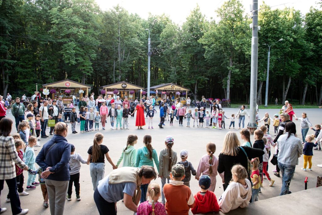 В Рязани прошел Фестиваль «Сказки и забавы в Лесопарке»