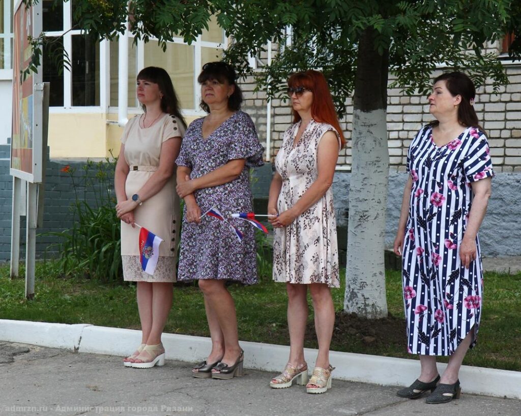В Рязани встретили вернувшихся участников спецоперации В Рязани встретили вернувшихся участников спецоперации 8 июля в воинской части поселка Дягилево прошло торжественное мероприятие, посвященное встрече военнослужащих 34 отдельной железнодорожной бригады