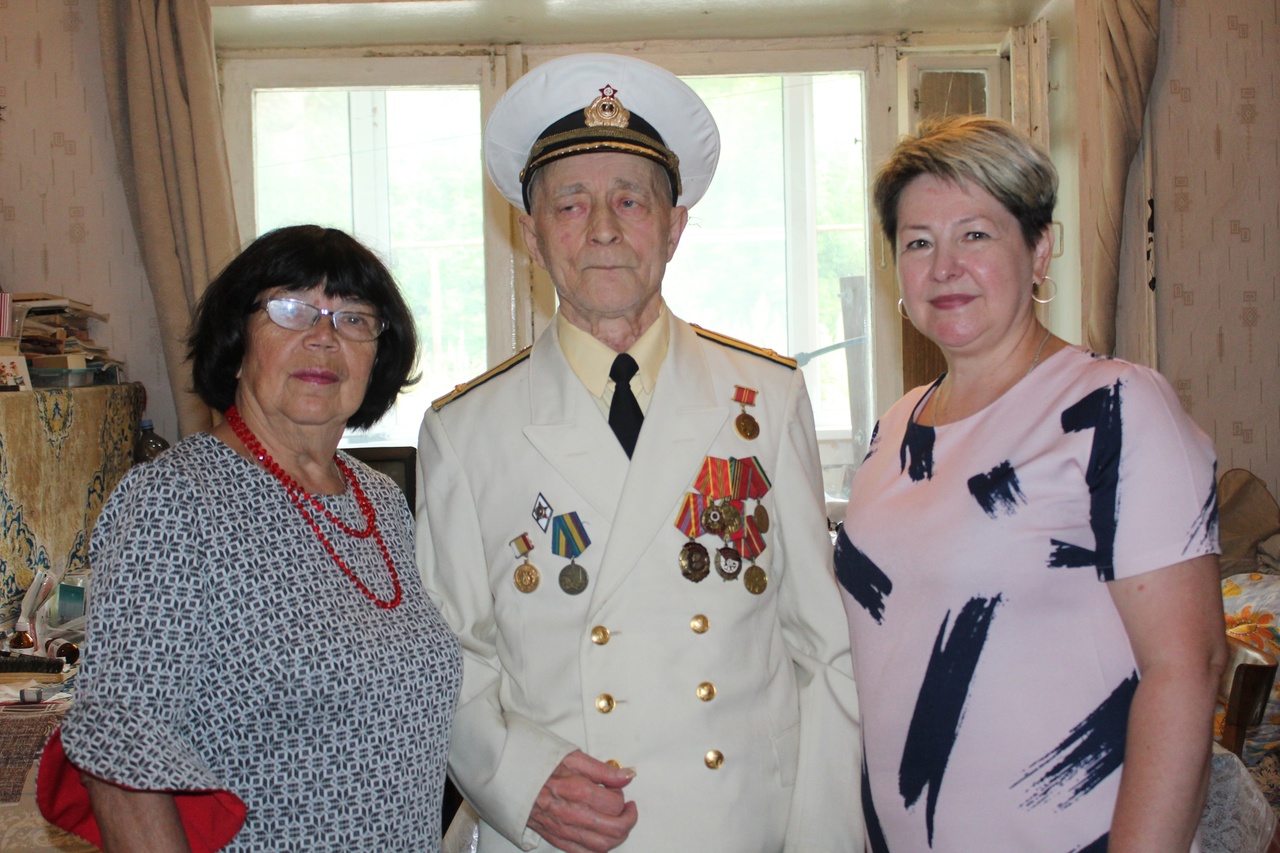 В преддверии Дня ВМФ в Касимове поздравили ветеранов-моряков