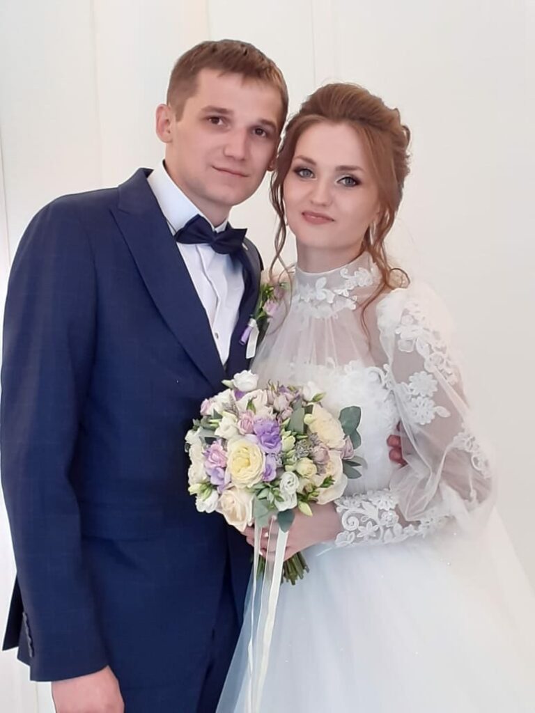 Рязанский ЗАГС опубликовал фото пар, сыгравших свадьбы 15 и 16 июля