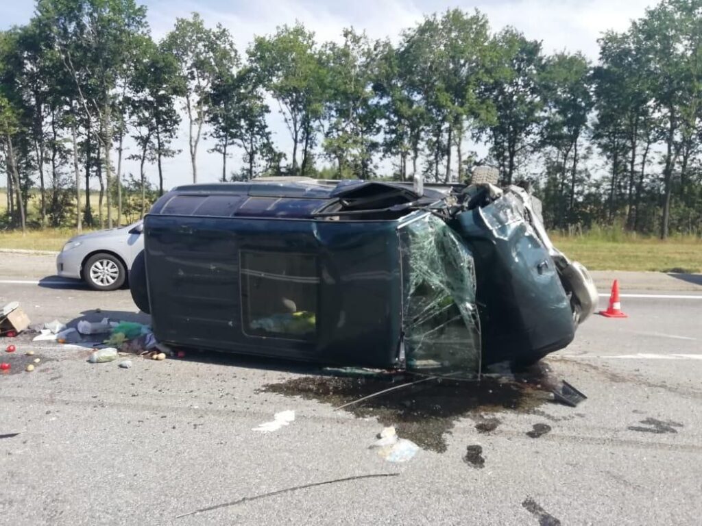 В столкновении Volkswagen Golf с Mitsubishi Pajero в Шиловском районе погиб человек, 3 пострадали