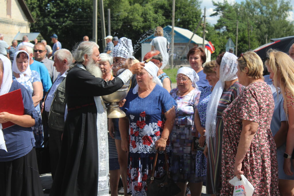 В Ермолово открыли памятник односельчанам, погибшим в годы ВОВ Мероприятие стало возможным благодаря участию в программе «Поддержки местных инициатив».