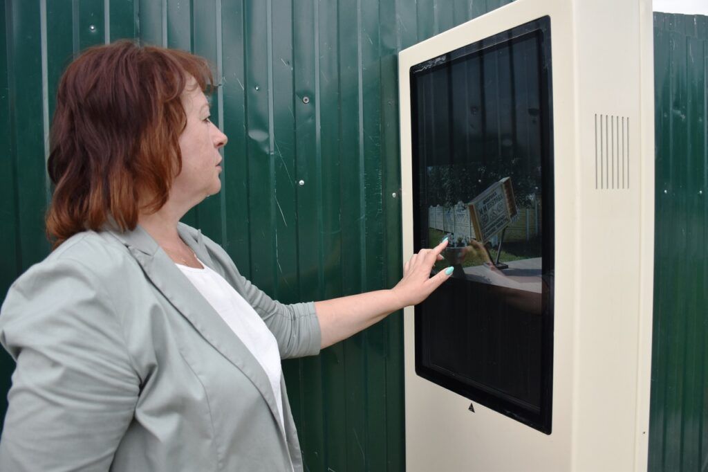 У краеведческого музея в Сасове заработал сенсорный информационный киоск