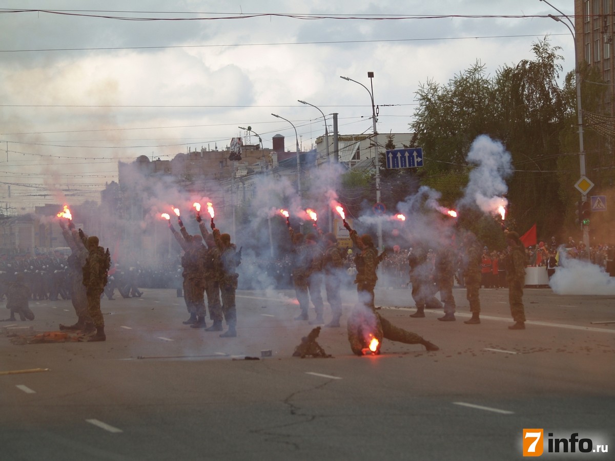 7info поздравляет десантников с Днём ВДВ | 02.08.2022 | Рязань - БезФормата