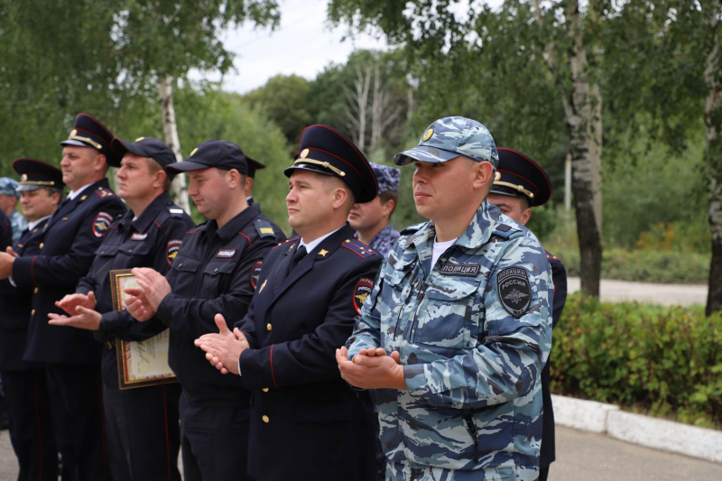 Сотрудники патрульно-постовой службы полиции Рязанской области отмечают свой профессиональный праздник