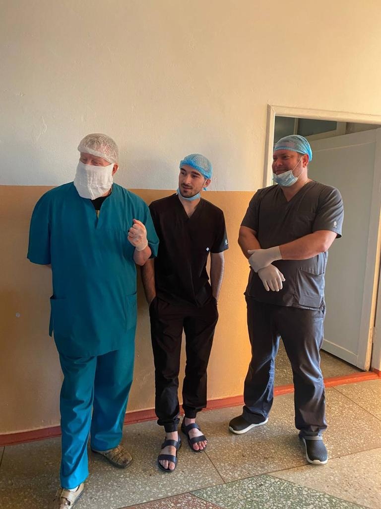 Трое врачей Рязанской ОКБ работают в зоне СВО в свой отпуск