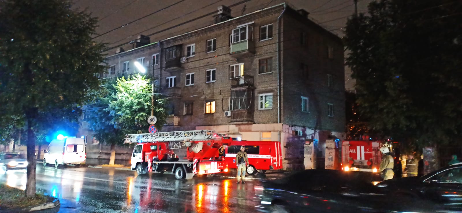 В Рязани горела квартира на улице Чкалова, есть информация о пострадавших