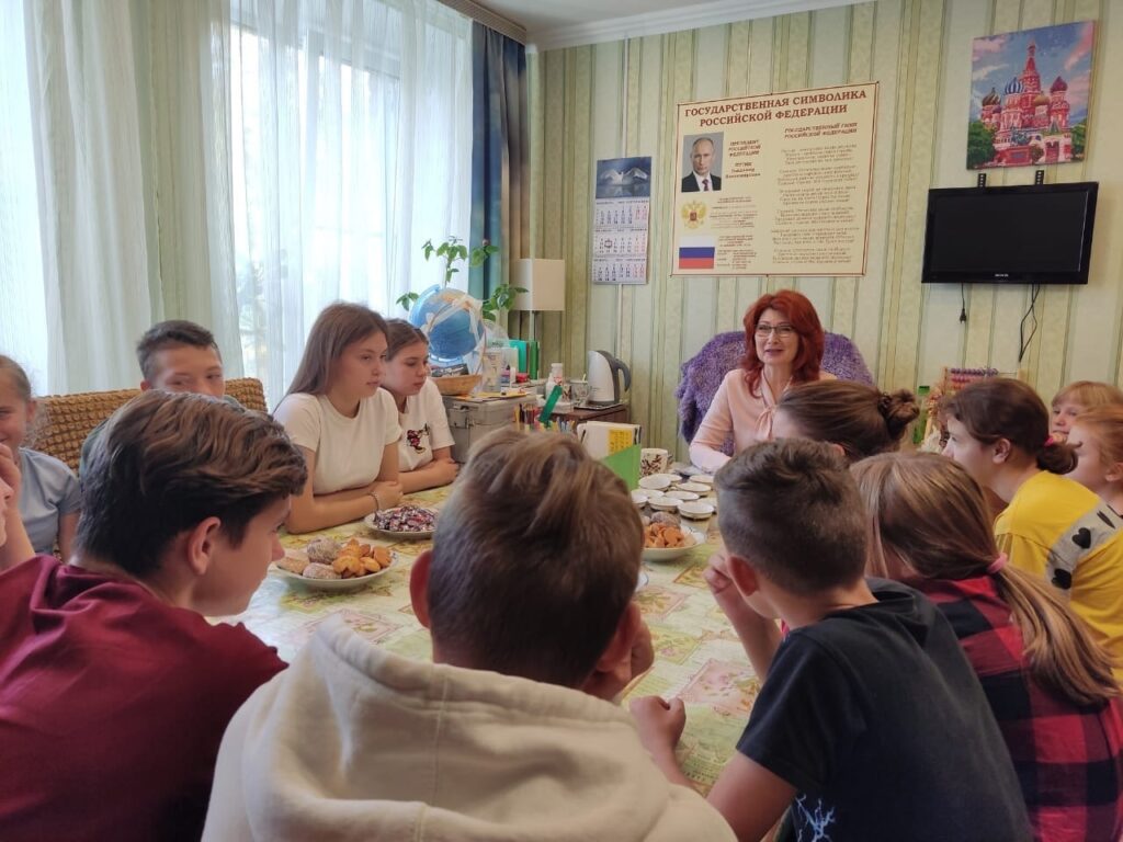 Рязанский детский омбудсмен навестила детей, приехавших из Донецка
