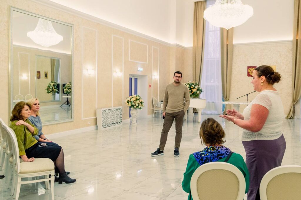 «Росатом» поможет улучшить работу ЗАГСа в Рязани С понедельника в ЗАГСе Рязани начнут работать специалисты Центра бережливого производства.