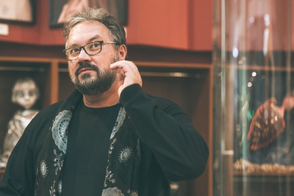 Рязанский театр кукол принял участие во Всероссийской акции «В первом ряду» Рязанский театр кукол принял участие во Всероссийской акции «В первом ряду» Организатор марафона — Российское общество «Знание», которое создает просветительские проекты для молодежи по всей стране.