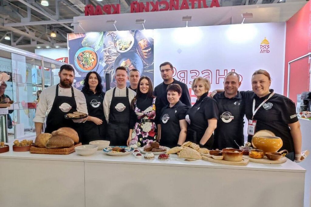 Рязанские предприятия поучаствовали в выставке индустрии гостеприимства «PIR EXPO» Рязанские предприятия поучаствовали в выставке индустрии гостеприимства «PIR EXPO» Стенд Рязанской области посетила руководитель Федерального агентства по туризму Зарина Догузова.