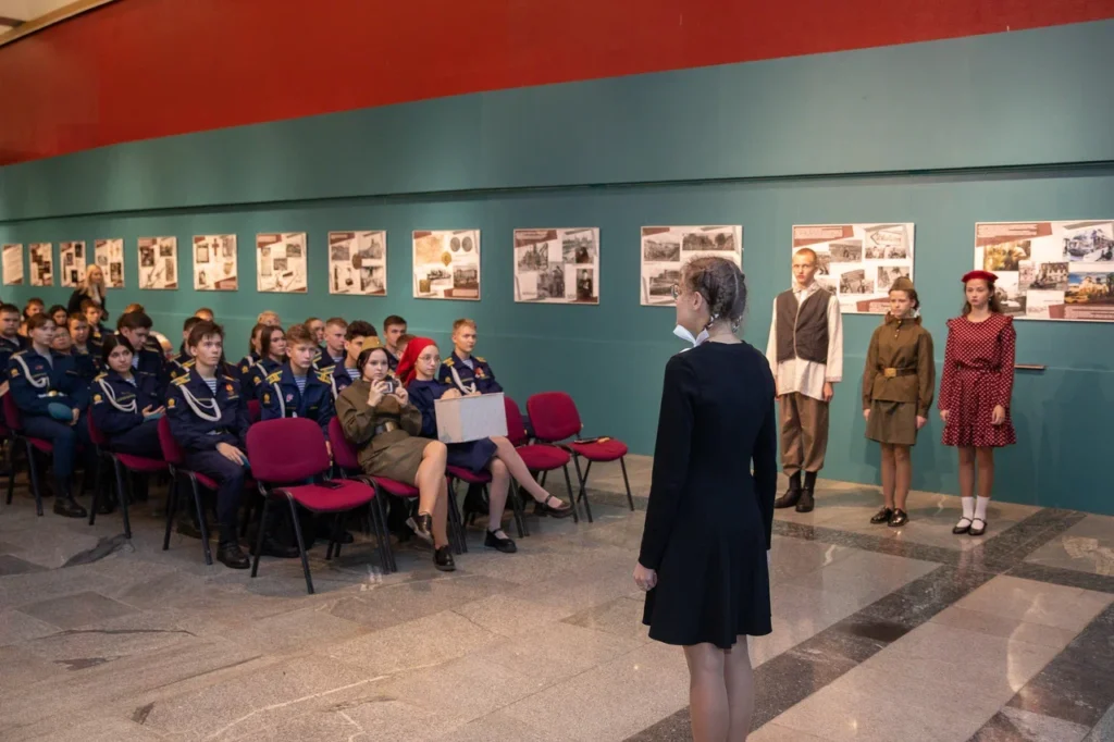 Рязанские школьники представили урок-спектакль в  военно-историческом Музее Победы на Поклонной горе