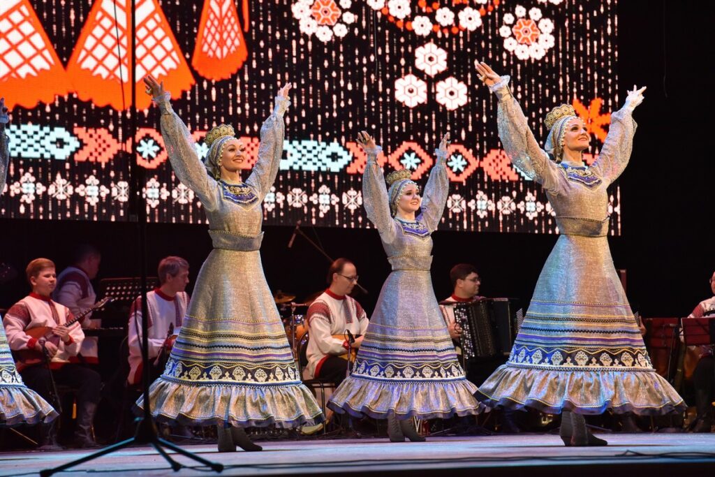 Рязанский русский народный хор отмечает 90-летний юбилей
