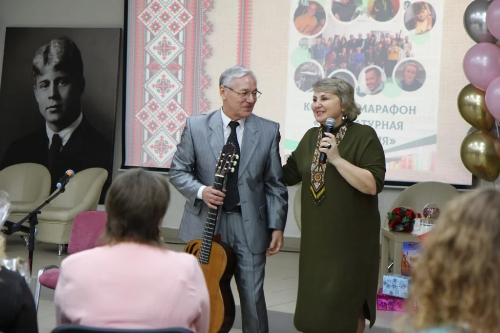 Мэр Рязани посетила торжество в честь дня рождения библиотеки имени Есенина