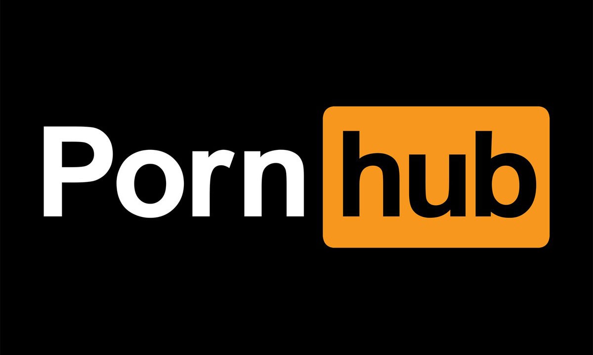 Pornhub назвал пятёрку самых популярных порноактрис 2022 года