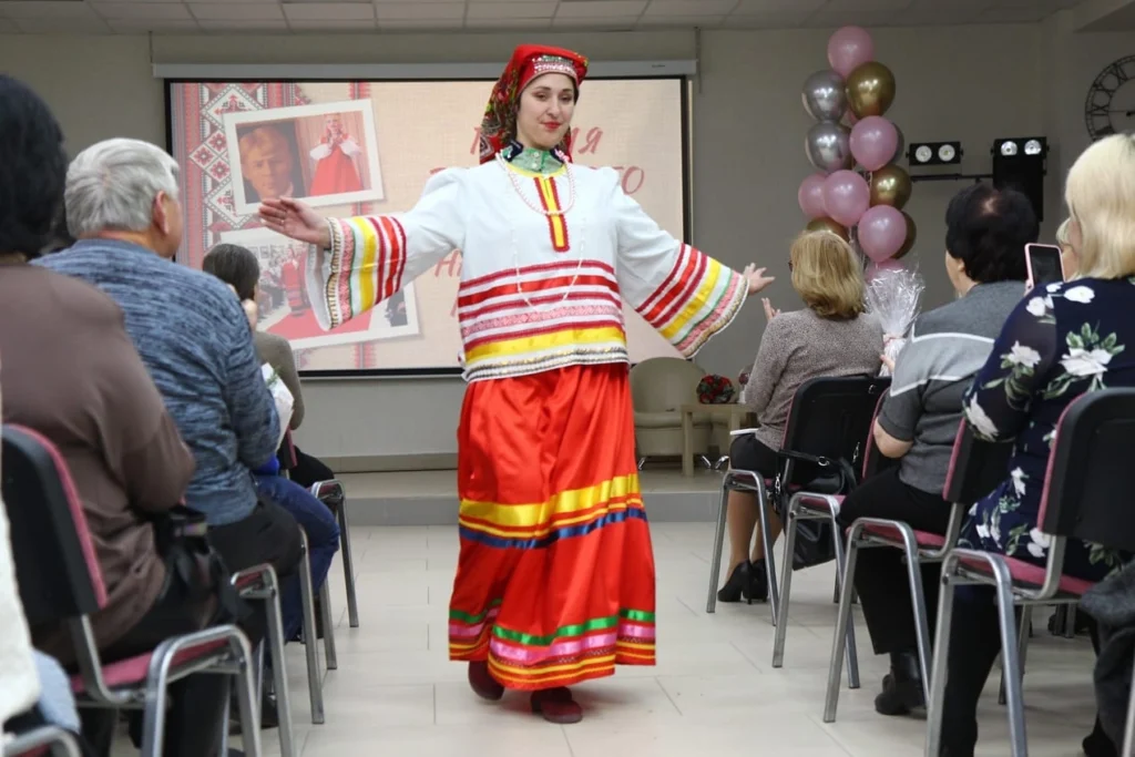 Мэр Рязани посетила торжество в честь дня рождения библиотеки имени Есенина