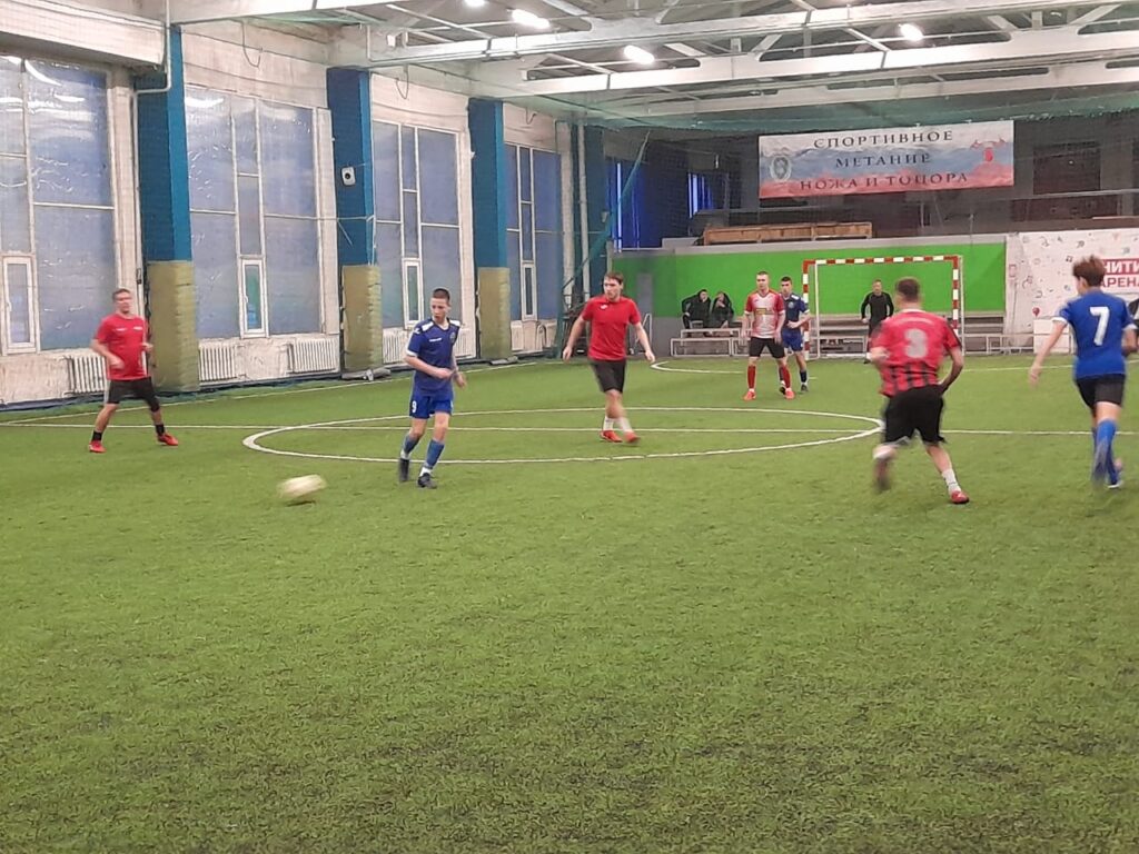 В Рязани стартовал мини-футбольный турнир, организованный в поддержку присвоения звания «Город трудовой доблести»
