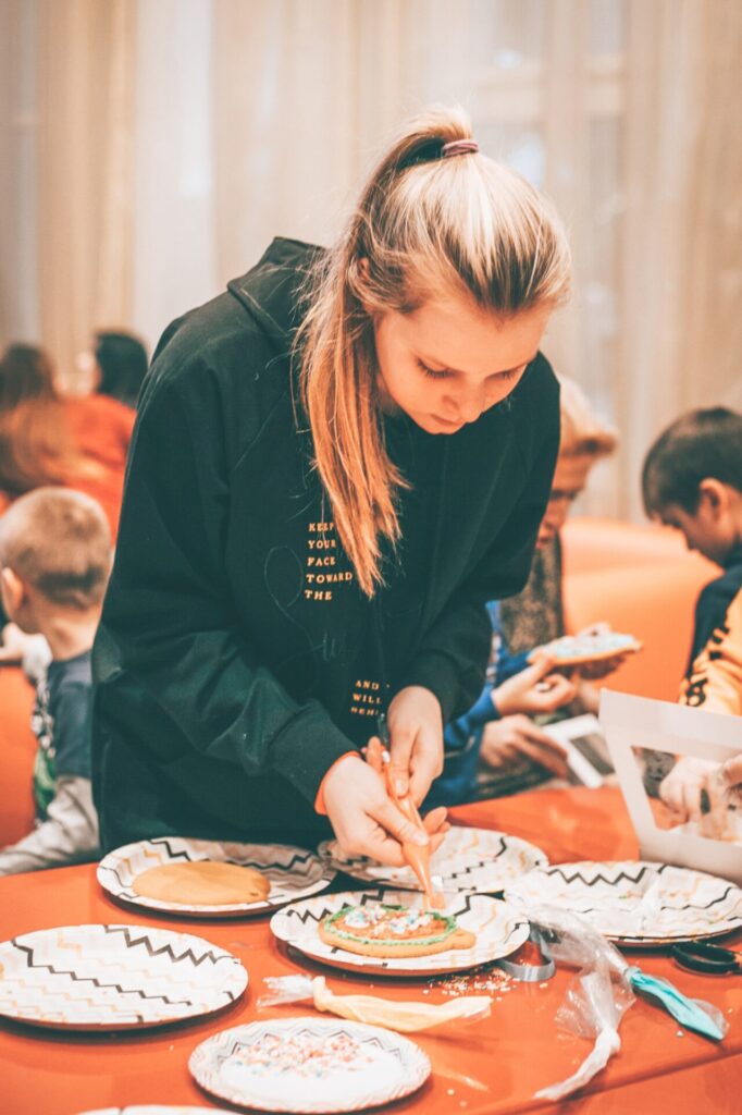Ассоциация кулинаров Рязанского края и Рязанский театр кукол провели благотворительную акцию «Ёлка с ложкой»