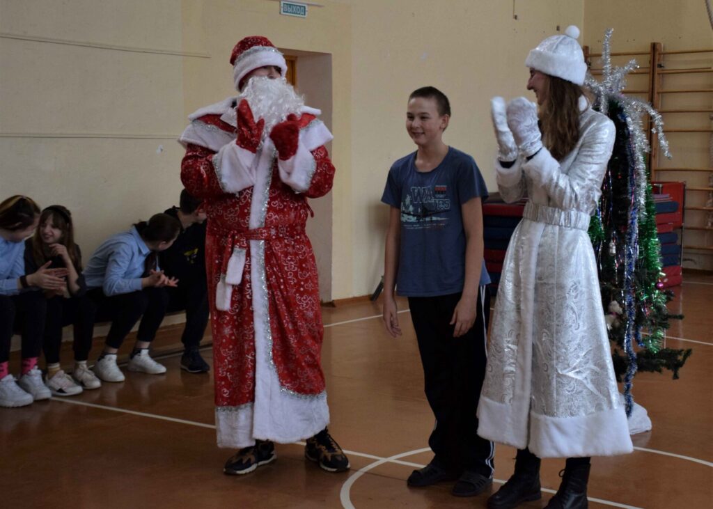 Воспитанники Чапаевской школы-интерната получили подарки от Рязанской НПК