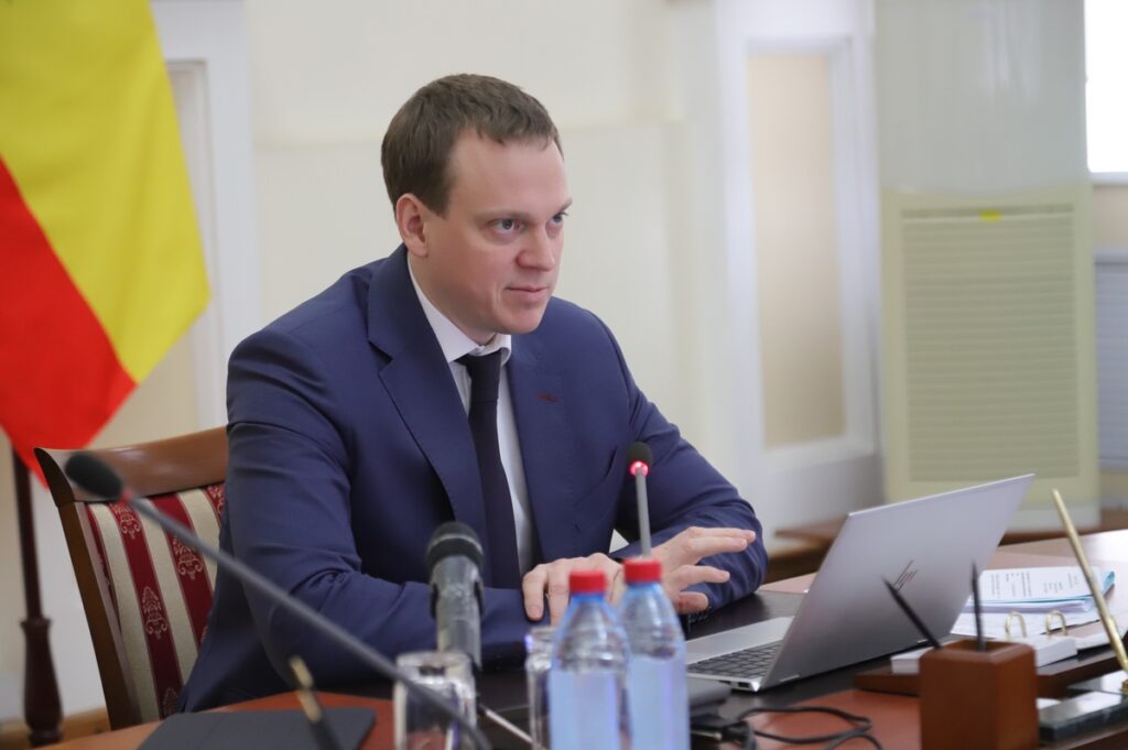Рязанские волонтёры начали работать в Луганской республиканской больнице Рязанские волонтёры начали работать в Луганской республиканской больнице Губернатор Павел Малков высоко оценил инициативу рязанских волонтеров, которые помогают врачам в Луганской Народной Республике