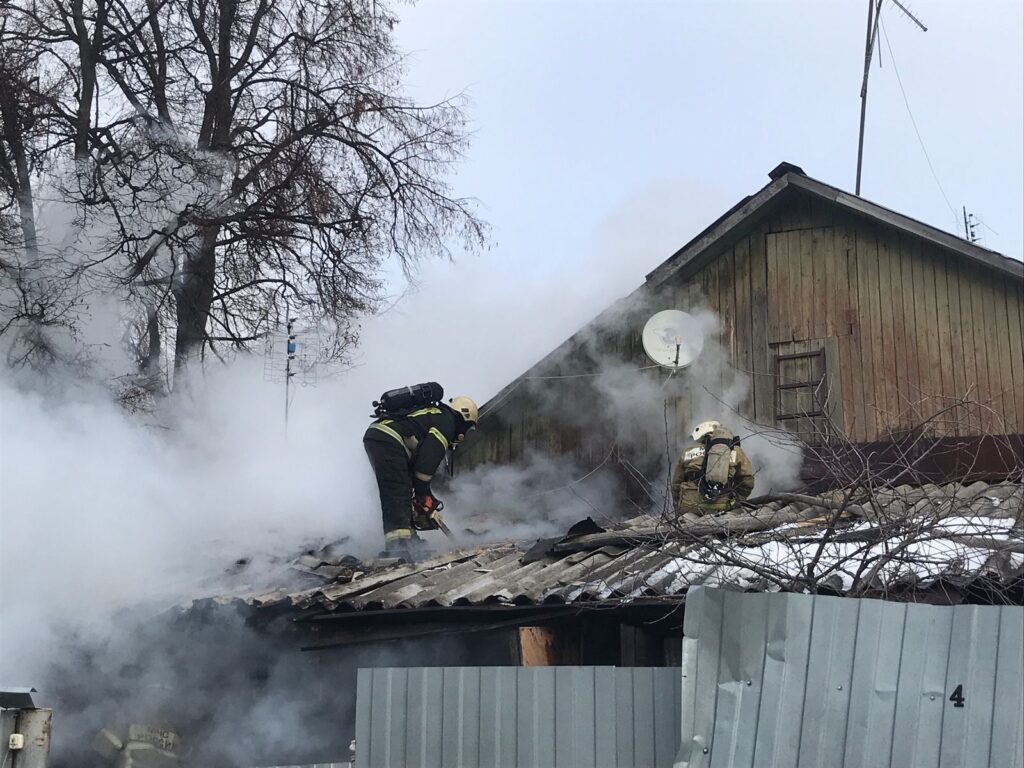 В жилом доме в Рязани произошёл пожар