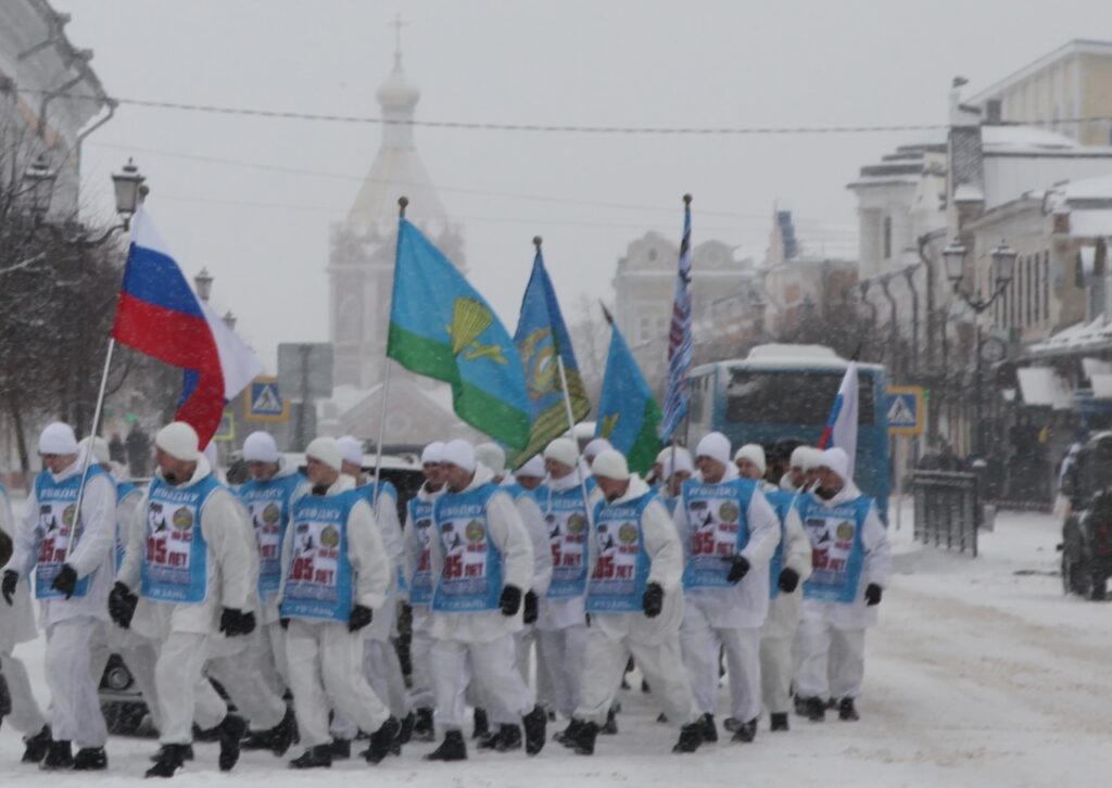 В Касимове встретили участников Лыжного перехода – курсантов Рязанского десантного училища
