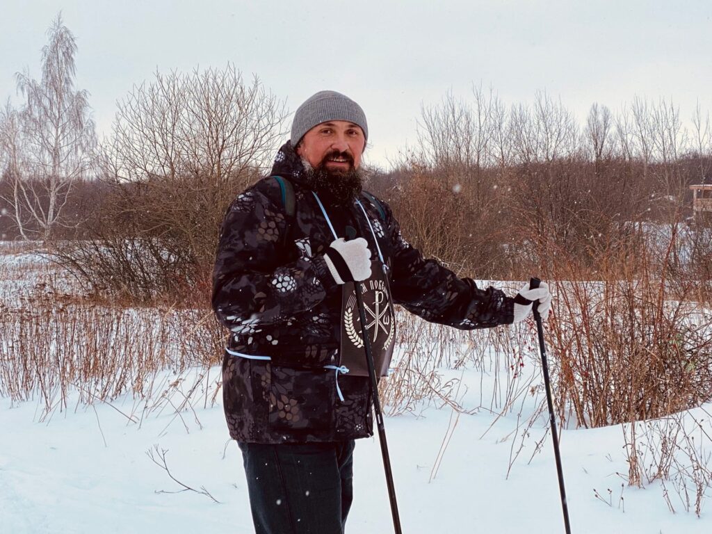 В Рязанской области состоялся молодёжный крестный ход на лыжах