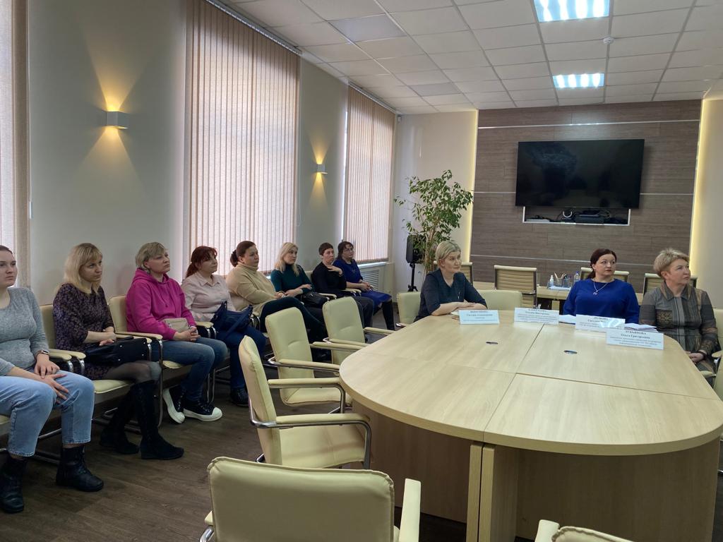 В Рязани прошёл семинар для родителей, испытывающих трудности при записи ребёнка в поликлинику