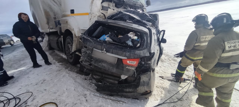Москвич стал жертвой ДТП с грузовиком в Рязанской области