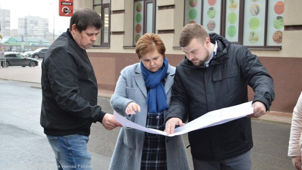 В Рязани стартуют работы по благоустройству Малого шоссе В Рязани стартуют работы по благоустройству Малого шоссе 30 марта глава администрации Елена Сорокина посетила территорию будущего благоустройства, пообщалась с подрядчиком и активистами