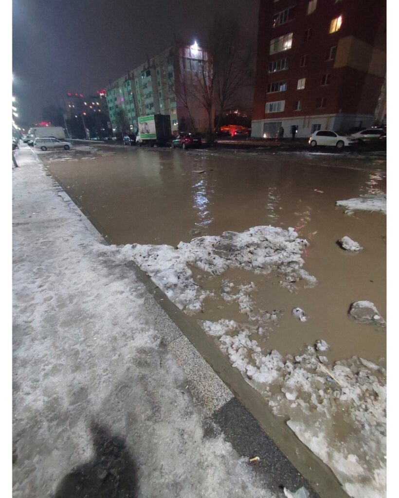 В Рязани подтопило дороги на двух улицах