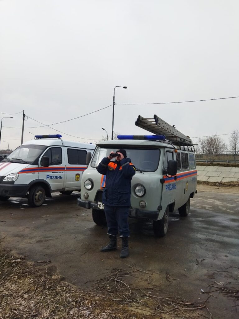 На Борковском карьере в Рязани организовали наблюдательный пост ГОЧС На Борковском карьере в Рязани организовали наблюдательный пост ГОЧС Рязанцам напоминают, что выход на весенний лёд опасен для жизни.