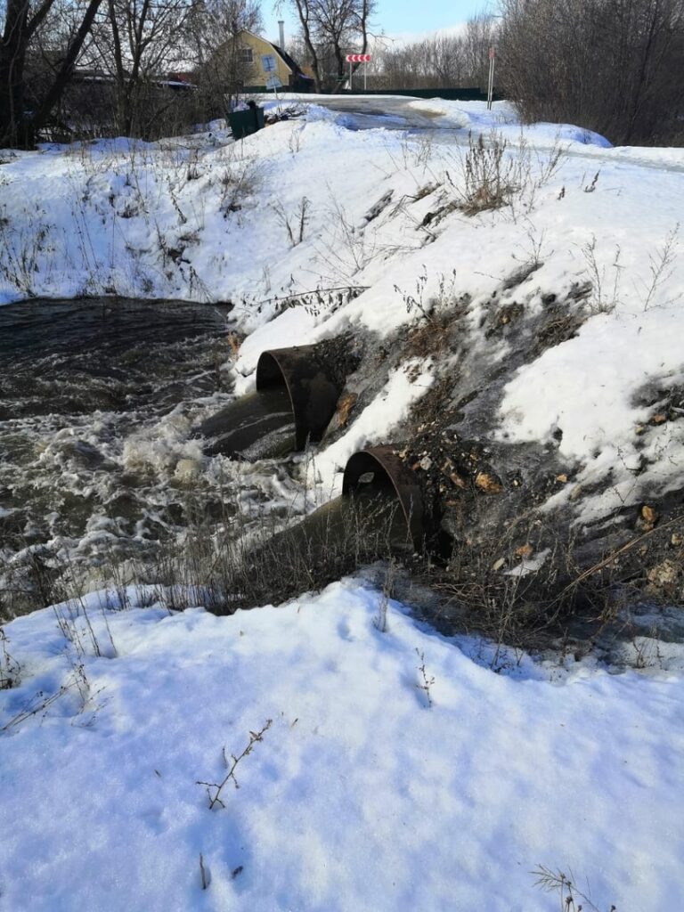 В Рязанской области вскрыли плотину на реке Сасовка