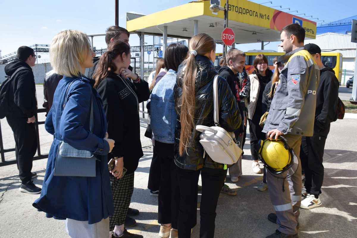 Учащиеся школ познакомились с возможностями рязанской НПК | 21.04.2023 |  Рязань - БезФормата