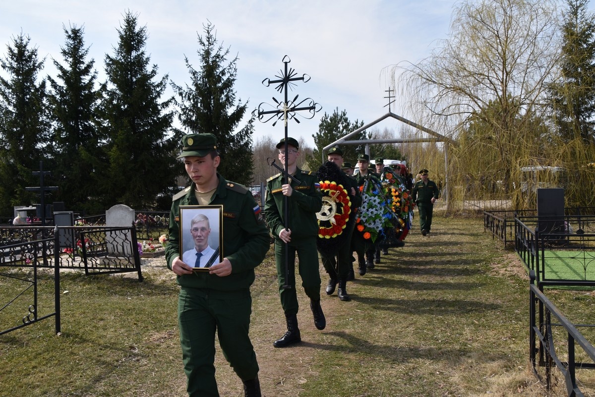 Погибшего в боях за Артёмовск бойца ЧВК похоронили в Рязанской области |  13.04.2023 | Рязань - БезФормата