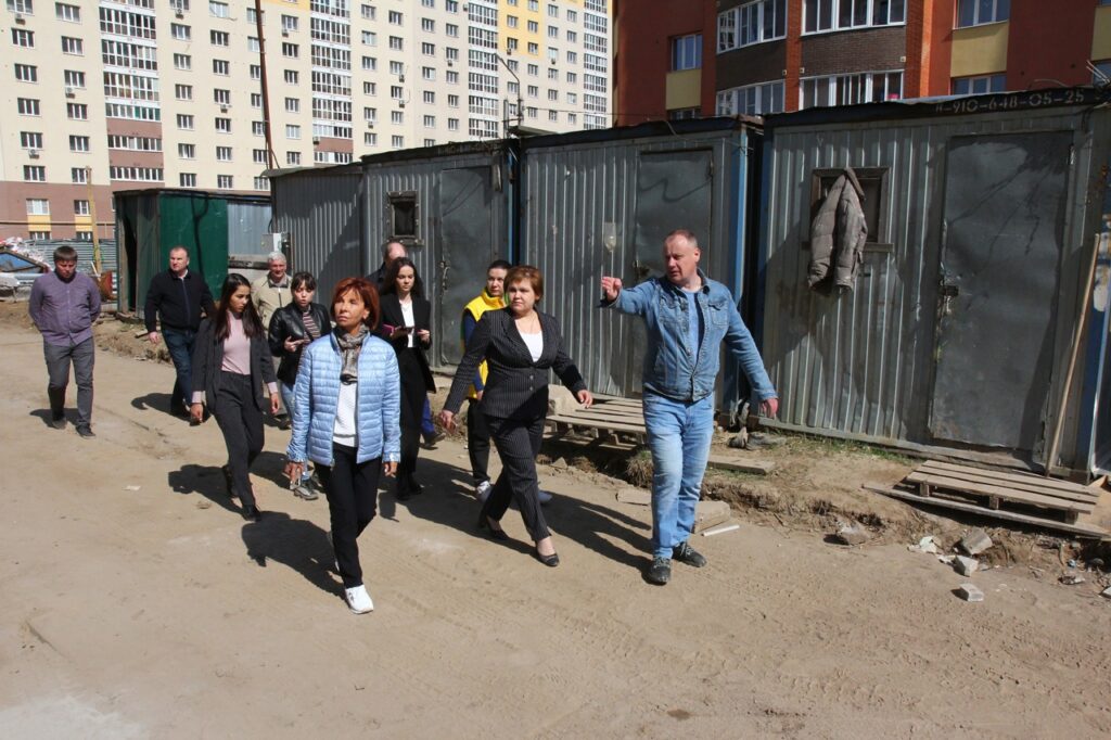 Сорокина рассказала о ходе строительства нового детского сада в Семчино Сорокина рассказала о ходе строительства нового детского сада в Семчино Детский сад будет трёхэтажным, рассчитанным на 224 места.