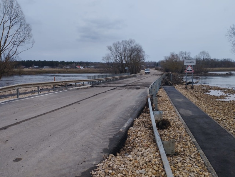 Три низководных моста освободились от воды в Рязанской области