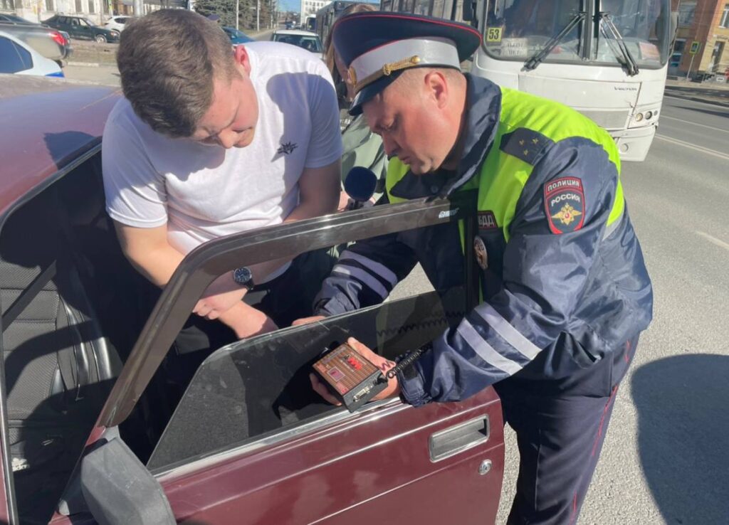 Рейд на дорогах Рязанской области выявил более сотни нарушений тонировки авто